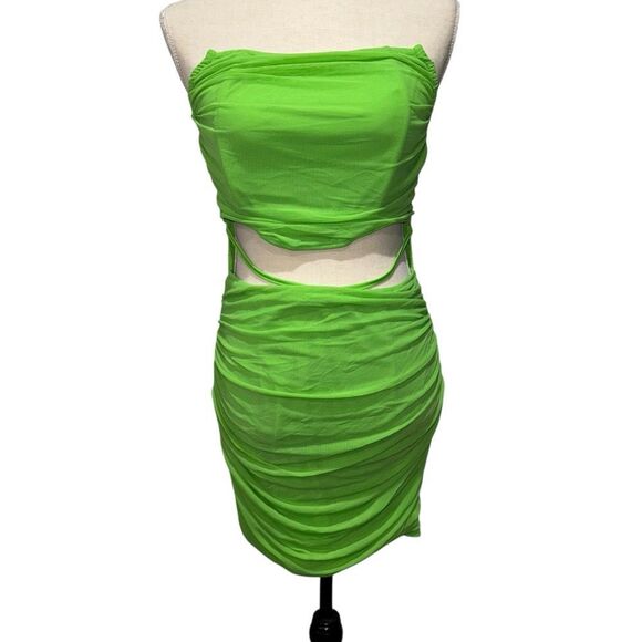 Fashion Nova Solid Vibrant Green Strapless Cutout Bodycon Scrunch Mini Dress L - Picture 13 of 13